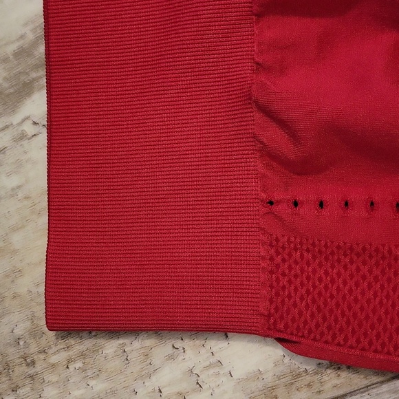 Fabletics Cropped Leggings Yoga Pants - Picture 3 of 11
